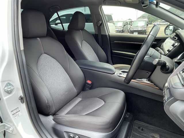 トヨタ カムリ G 宮崎県 2020(令2)年 6.1万km プラチナホワイトパールマイカ 純正ディスプレイオーディオ/フルセグTV/TVキャンセラー/バックカメラ/ステアリングスイッチ/レーダークルーズコントロール/横滑り防止機能/オートハイビーム/D席パワーシート/前後ドライブレコーダー/クリアランスソナー/ブラインドスポットモニタ/車線逸脱警報/モデリスタフルエアロ/ビルトインETC