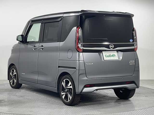 日産 ルークス HWS Gターボ プロパイロットED 広島県 2021(令3)年 3.3万km チタニウムグレーメタリック 禁煙/純正９型ナビ(MM320D-L)/アラウンドビューモニター/プロパイロット/ハンズフリー機能付両側パワースライドドア/ホールド機能付電動パーキングブレーキ/アダブティブヘッドライト/ドラレコ/ＥＴＣ/衝突軽減/レーンキープ/オートマチックハイビーム/踏み間違い防止/コーナーセンサー/ＬＥＤヘッドライト/フォグランプ/純正15インチアルミホイール(165/55/R15)/エアバッグ(運転席/助手/サイド/カーテン)