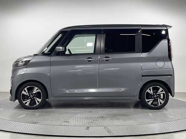 日産 ルークス HWS Gターボ プロパイロットED 広島県 2021(令3)年 3.3万km チタニウムグレーメタリック 禁煙/純正９型ナビ(MM320D-L)/アラウンドビューモニター/プロパイロット/ハンズフリー機能付両側パワースライドドア/ホールド機能付電動パーキングブレーキ/アダブティブヘッドライト/ドラレコ/ＥＴＣ/衝突軽減/レーンキープ/オートマチックハイビーム/踏み間違い防止/コーナーセンサー/ＬＥＤヘッドライト/フォグランプ/純正15インチアルミホイール(165/55/R15)/エアバッグ(運転席/助手/サイド/カーテン)