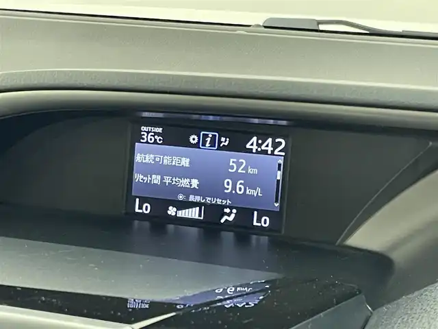 トヨタ ヴォクシー ハイブリッド ZS 煌Ⅱ 埼玉県 2019(令1)年 6.3万km ホワイトパールクリスタルシャイン ＡＬＰＩＮＥ１１インチナビ　バックカメラ　ビルトインＥＴＣ　ドライブレコーダー　クルーズコントロール　セーフティセンス　シートヒーター　純正アルミホイール　オートライト　スマートキー　ＬＥＤ　地デジ
