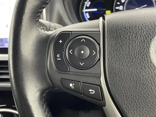 トヨタ ヴォクシー ハイブリッド ZS 煌Ⅱ 埼玉県 2019(令1)年 6.3万km ホワイトパールクリスタルシャイン ＡＬＰＩＮＥ１１インチナビ　バックカメラ　ビルトインＥＴＣ　ドライブレコーダー　クルーズコントロール　セーフティセンス　シートヒーター　純正アルミホイール　オートライト　スマートキー　ＬＥＤ　地デジ