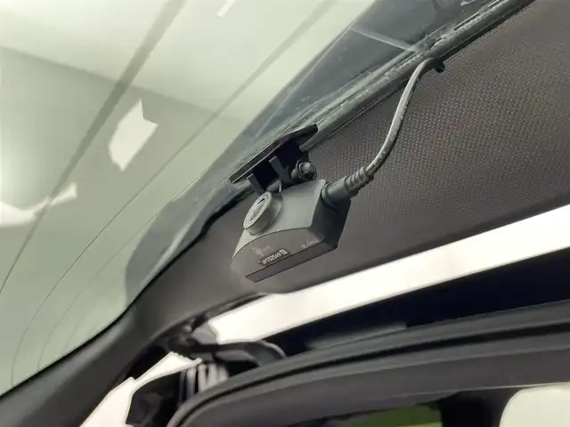 トヨタ ヴォクシー ZS 煌Ⅱ 宮城県 2020(令2)年 3.7万km ブラック 純正９型ナビ　/１２型フリップダウンモニター　/両側パワースライドドア　/プリクラッシュセーフティシステム　/レーンディパーチャーアラート/オートマチックハイビーム　/クリアランスソナー　/バックモニター/ＥＴＣ　/前後ドライブレコーダー　/後席エアコン/リアサンシェード/フルセグTV/CD/DVD/Bluetooth/充電用USBポート/LEDヘッドランプ/フォグランプ/純正16インチAW/禁煙車