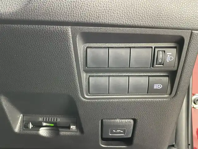 トヨタ ヤリス ハイブリッド Z 愛知県 2020(令2)年 4.5万km センシュアルレッドマイカ 純正８型ＤＡナビＴＶ　バックカメラ　禁煙　シートヒーター　モデリスタ１５インチＡＷ　前後ドラレコ　セーフティセンス　衝突軽減　追従クルコン　ＬＥＤオートライト　コーナーセンサー　メモリシート　バイザー　純正フロアマット　ETC　