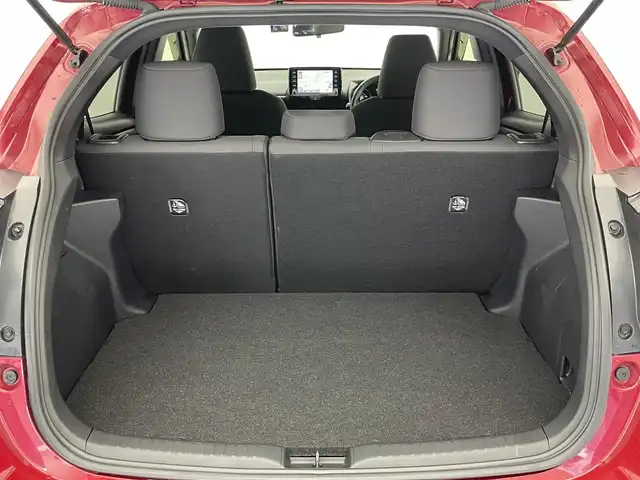 トヨタ ヤリス ハイブリッド Z 愛知県 2020(令2)年 4.5万km センシュアルレッドマイカ 純正８型ＤＡナビＴＶ　バックカメラ　禁煙　シートヒーター　モデリスタ１５インチＡＷ　前後ドラレコ　セーフティセンス　衝突軽減　追従クルコン　ＬＥＤオートライト　コーナーセンサー　メモリシート　バイザー　純正フロアマット　ETC　