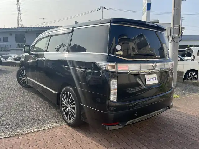 日産 エルグランド 250ハイウェイスター 福岡県 2015(平27)年 12.8万km ファントムブラック (株)IDOMが運営する【じしゃロン八幡西店】の自社ローン専用車両になります。こちらは現金またはオートローンご利用時の価格です。自社ローンご希望の方は別途その旨お申付け下さい/純正ナビ（CD/TV/BT）/アラウンドビューモニター/フリップダウンモニター/両側パワースライドドア/クルーズコントロール/前後ドライブレコーダー/ハーフレザーシート/LEDヘッドライト/ビルトインETC/100V/リアサンシェード/純正18インチアルミホイール/ステアリングスイッチ/インテリジェントキー/プッシュスタート