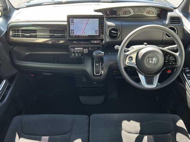 ホンダ Ｎ ＢＯＸ カスタム G L ホンダセンシング 石川県 2018(平30)年 2.3万km クリスタルブラックパール SDナビ（DVD再生機能有）/フルセグTV/バックカメラ/ドライブレコーダー/ETC/片側パワースライドドア/純正アルミホイール/純正フロアマット/スマートキー/LEDヘッドライト/W＋サイド＋カーテンエアバッグ/レーンキープアシスト/衝突被害軽減システム