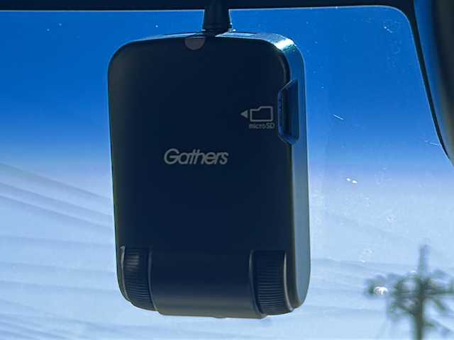 ホンダ Ｎ ＢＯＸ カスタム G L ホンダセンシング 石川県 2018(平30)年 2.3万km クリスタルブラックパール SDナビ（DVD再生機能有）/フルセグTV/バックカメラ/ドライブレコーダー/ETC/片側パワースライドドア/純正アルミホイール/純正フロアマット/スマートキー/LEDヘッドライト/W＋サイド＋カーテンエアバッグ/レーンキープアシスト/衝突被害軽減システム