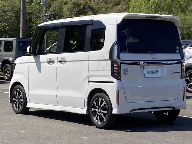 ホンダ Ｎ ＢＯＸ カスタム G L ホンダセンシング 佐賀県 2018(平30)年 6.2万km プラチナホワイトパール Gathers8インチナビ/バックカメラ/片側パワースライドドア/ホンダセンシング/・衝突被害軽減ブレーキ/・車線逸脱警報機能/・オートハイビーム/・アダプティブクルーズコントロール/ビルトインETC/ステアリングリモコン/プッシュスタート/スマートキー/LEDヘッドライト/フォグライト/純正アルミホイール