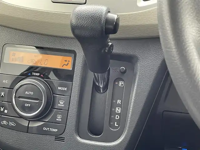 スズキ ワゴンＲ FX－LTD 滋賀県 2014(平26)年 7.8万km パールホワイト 禁煙車/社外オーディオ/（BT/AUX/CD/USB）/衝突軽減ブレーキ/アイドリングストップ/純正１４AW/ETC/前後ドラレコ/革巻ステアリング/ウィンカーミラー/プッシュスタート/スマートキー/Wエアバック/ABS