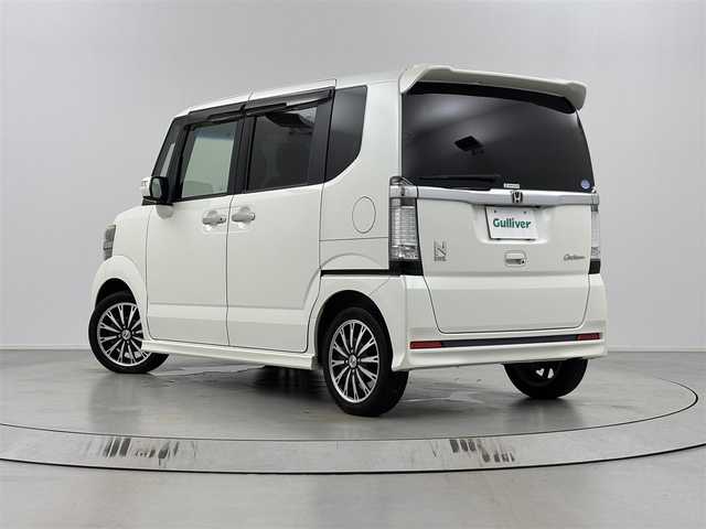ホンダ Ｎ ＢＯＸ カスタム G ターボパッケージ 埼玉県 2013(平25)年 9.4万km プレミアムホワイトパール 社外ナビ　AVN-Z02i/(Bluetooth/USB/AUX/CD/DVD/AM/FM)/地デジフルセグ/バックカメラ/ETC/パドルシフト/両側パワースライドドア/クルーズコントロール/ECON/プッシュスタート/フロントフォグランプ/純正フロアマット/純正ドアバイザー/純正15インチアルミホイール