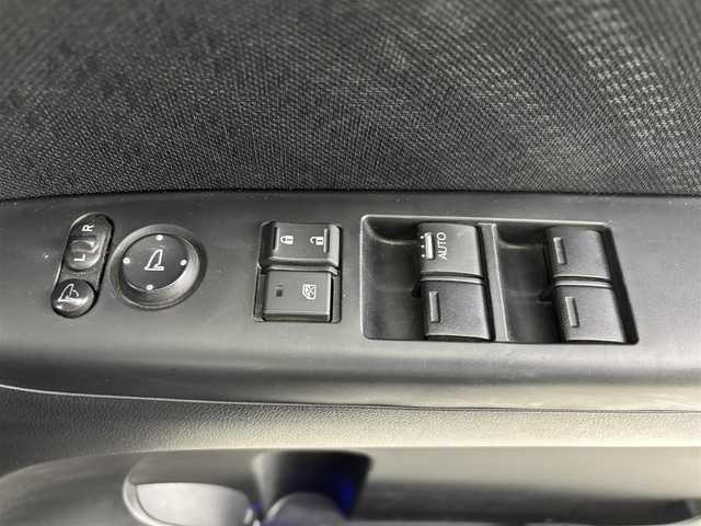 ホンダ Ｎ ＢＯＸ カスタム G ターボパッケージ 埼玉県 2013(平25)年 9.4万km プレミアムホワイトパール 社外ナビ　AVN-Z02i/(Bluetooth/USB/AUX/CD/DVD/AM/FM)/地デジフルセグ/バックカメラ/ETC/パドルシフト/両側パワースライドドア/クルーズコントロール/ECON/プッシュスタート/フロントフォグランプ/純正フロアマット/純正ドアバイザー/純正15インチアルミホイール