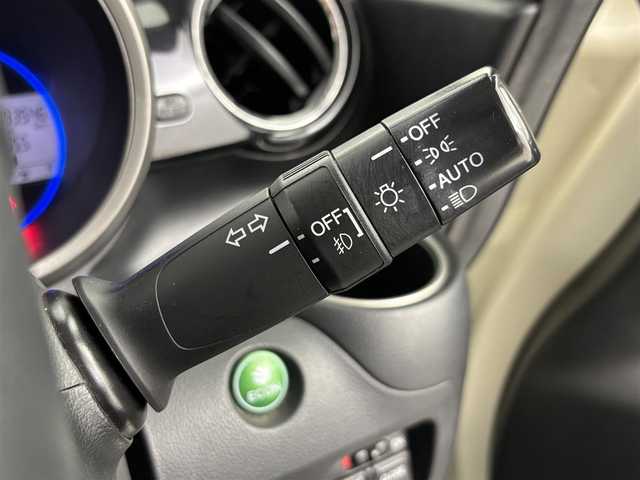 ホンダ Ｎ ＢＯＸ カスタム G ターボパッケージ 埼玉県 2013(平25)年 9.4万km プレミアムホワイトパール 社外ナビ　AVN-Z02i/(Bluetooth/USB/AUX/CD/DVD/AM/FM)/地デジフルセグ/バックカメラ/ETC/パドルシフト/両側パワースライドドア/クルーズコントロール/ECON/プッシュスタート/フロントフォグランプ/純正フロアマット/純正ドアバイザー/純正15インチアルミホイール