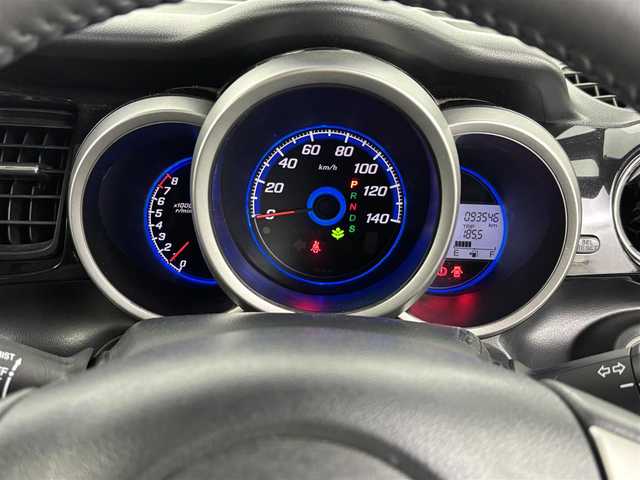 ホンダ Ｎ ＢＯＸ カスタム G ターボパッケージ 埼玉県 2013(平25)年 9.4万km プレミアムホワイトパール 社外ナビ　AVN-Z02i/(Bluetooth/USB/AUX/CD/DVD/AM/FM)/地デジフルセグ/バックカメラ/ETC/パドルシフト/両側パワースライドドア/クルーズコントロール/ECON/プッシュスタート/フロントフォグランプ/純正フロアマット/純正ドアバイザー/純正15インチアルミホイール