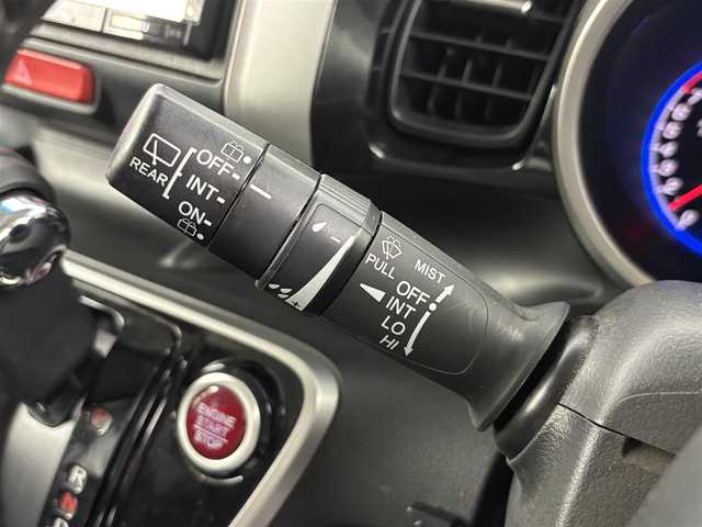 ホンダ Ｎ ＢＯＸ カスタム G ターボパッケージ 埼玉県 2013(平25)年 9.4万km プレミアムホワイトパール 社外ナビ　AVN-Z02i/(Bluetooth/USB/AUX/CD/DVD/AM/FM)/地デジフルセグ/バックカメラ/ETC/パドルシフト/両側パワースライドドア/クルーズコントロール/ECON/プッシュスタート/フロントフォグランプ/純正フロアマット/純正ドアバイザー/純正15インチアルミホイール