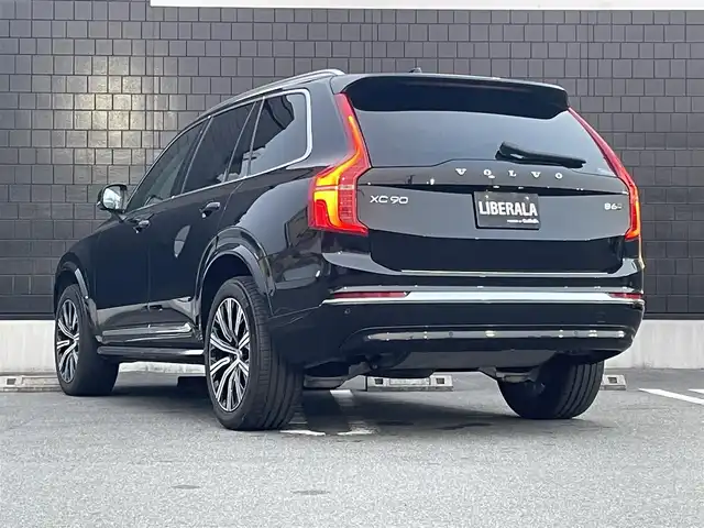 ボルボ ボルボ ＸＣ９０ アルティメットB6 AWD 静岡県 2022(令4)年 4.2万km オニキスブラックP インテリSFT軽減ブレーキACC/LKA BILS/パノラマサンルーフ /ブラックレザーシート シートヒーター /前席マッサージ　ベンチレーション/グーグルナビCarPlay対応/全方位カメラ/Bowers &Wilkisサラウンド/パワーバックドア /サイドステップ/ヘッドアップディスプレイ/DSRCETC