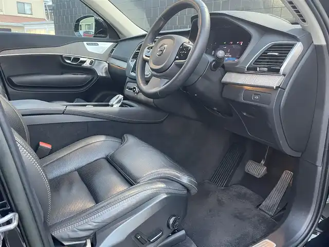 ボルボ ボルボ ＸＣ９０ アルティメットB6 AWD 静岡県 2022(令4)年 4.2万km オニキスブラックP インテリSFT軽減ブレーキACC/LKA BILS/パノラマサンルーフ /ブラックレザーシート シートヒーター /前席マッサージ　ベンチレーション/グーグルナビCarPlay対応/全方位カメラ/Bowers &Wilkisサラウンド/パワーバックドア /サイドステップ/ヘッドアップディスプレイ/DSRCETC