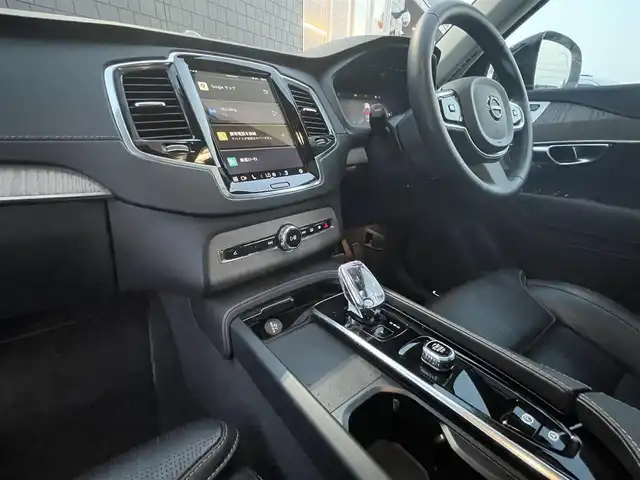 ボルボ ボルボ ＸＣ９０ アルティメットB6 AWD 静岡県 2022(令4)年 4.2万km オニキスブラックP インテリSFT軽減ブレーキACC/LKA BILS/パノラマサンルーフ /ブラックレザーシート シートヒーター /前席マッサージ　ベンチレーション/グーグルナビCarPlay対応/全方位カメラ/Bowers &Wilkisサラウンド/パワーバックドア /サイドステップ/ヘッドアップディスプレイ/DSRCETC