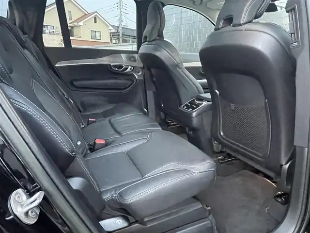 ボルボ ボルボ ＸＣ９０ アルティメットB6 AWD 静岡県 2022(令4)年 4.2万km オニキスブラックP インテリSFT軽減ブレーキACC/LKA BILS/パノラマサンルーフ /ブラックレザーシート シートヒーター /前席マッサージ　ベンチレーション/グーグルナビCarPlay対応/全方位カメラ/Bowers &Wilkisサラウンド/パワーバックドア /サイドステップ/ヘッドアップディスプレイ/DSRCETC
