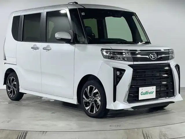 ダイハツ タント カスタム X 福岡県 2025(令7)年 0.4万km シャイニングホワイトパール ・社外7インチナビ/（CD、DVD、フルセグ、Bluetooth）/・ステアリングスイッチ/・バックカメラ/・スマートアシスト/・両側パワースライドドア/・アイドリングストップ/・ハーフレザーシート/・D/Nシートヒーター/・オートライト/・フォグライト/・電格ミラー/・ウィンカーミラー/・ETC/・純正14インチAW