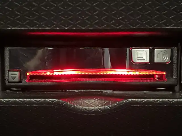 ダイハツ タント カスタム X 福岡県 2025(令7)年 0.4万km シャイニングホワイトパール ・社外7インチナビ/（CD、DVD、フルセグ、Bluetooth）/・ステアリングスイッチ/・バックカメラ/・スマートアシスト/・両側パワースライドドア/・アイドリングストップ/・ハーフレザーシート/・D/Nシートヒーター/・オートライト/・フォグライト/・電格ミラー/・ウィンカーミラー/・ETC/・純正14インチAW