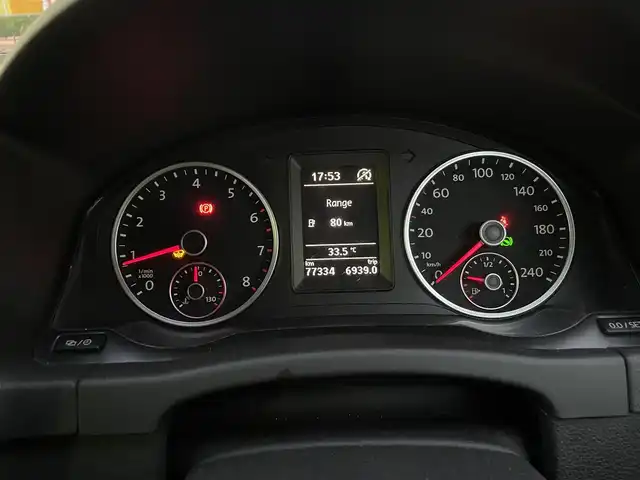 フォルクスワーゲン ティグアン TSI Bモーションテクノロジー 福岡県 2013(平25)年 7.8万km キャンディホワイト 純正ナビ/（AM/FM/CD/DVD/SD/USB/Bluetooth）/アイドリングストップ/横滑り防止/クルーズコントロール/オートホールド/ビルドインETC/純正アルミホイール/社外フロアマット/オートライト/フォグランプ/電格ミラー/保証書/取扱説明書/スペアキー×１