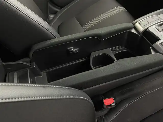 ホンダ シビック ハッチバック 福井県 2021(令3)年 4万km クリスタルブラックパール 純正ナビ/CD/DVD/Bluetooth/フルセグ/ホンダセンシング/・渋滞追従機能付アダプティブクルーズコントロール/・トラフィックジャムアシスト/・車線維持支援システム/・衝突軽減ブレーキ/・踏み間違い衝突軽減システム/・歩行者事故低減ステアリング/・路外逸脱抑制機能/シートヒーター/ドライブレコーダー/LEDヘッドライト/オートライト/フォグランプ/プッシュスタート