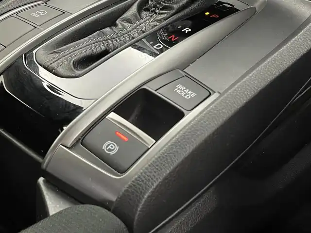 ホンダ シビック ハッチバック 福井県 2021(令3)年 4万km クリスタルブラックパール 純正ナビ/CD/DVD/Bluetooth/フルセグ/ホンダセンシング/・渋滞追従機能付アダプティブクルーズコントロール/・トラフィックジャムアシスト/・車線維持支援システム/・衝突軽減ブレーキ/・踏み間違い衝突軽減システム/・歩行者事故低減ステアリング/・路外逸脱抑制機能/シートヒーター/ドライブレコーダー/LEDヘッドライト/オートライト/フォグランプ/プッシュスタート