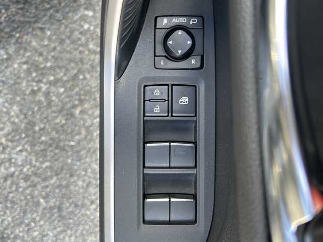 トヨタ ＲＡＶ４ ハイブリットG 埼玉県 2021(令3)年 4.9万km アティチュードブラックマイカ 純正ナビ /(フルセグ/AM/FM/USB/Bluetooth)/ETC　/ワンオーナー　/360°カメラ/ドラレコ(F/R) /ステアリングヒーター　/オートライト　/オートハイビーム　/パワーバックドア　/ステアリングスイッチ　/BSM /クルコン追従　/レーンキープアシスト　/コーナーセンサー　/電動格納ミラー　/TRC/オートホールド　/シートヒーター(D/N)/パワーシート(D)/純正フロア　/ISOFIX/ドアバイザー/USB充電/LEDライト/ルーフレール/フォグランプ/プッシュスタート/プリクラッシュセーフティー