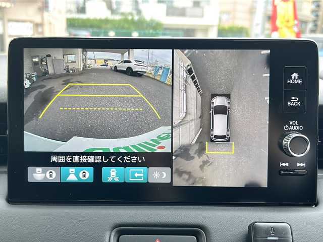 ホンダ ヴェゼル ハイブリッド e:HEV Z 神奈川県 2025(令7)年 0.4万km プラチナホワイトパール ワンオーナー/純正ナビ【フルセグTV/BT/AppleCarPlay/CSB】/全方位カメラ/ワイヤレス充電/レーダークルーズコントロール/前後コーナーセンサー/衝突軽減ブレーキ/先行車発信お知らせ/車線逸脱警報/レーンキープアシスト/ブラインドスポットモニター/ロードサインアシスト/電動リアゲート/電動パーキングブレーキ/オートブレーキホールド/ダウンヒルアシストコントロール/前後ドライブレコーダー/ビルトインETC2.0/ステアリングヒーター/前席シートヒーター/フロントガラスデアイサー/LEDオートライト/ハーフレザーシート/横滑り防止装置/盗難防止装置/スペアキー×１/ISOFIX/新車時保証書/取扱説明書