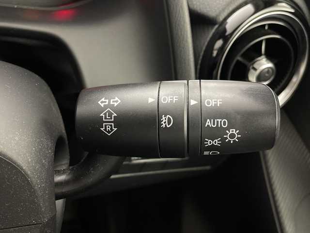 マツダ デミオ XD ツーリング 茨城県 2016(平28)年 8.6万km ソウルレッドプレミアムメタリック ターボ/HDDナビ/ワンセグテレビ/アイドリングストップ/クルーズコントロール/ドアバイザー/プッシュスタート/純正フロアマット/Bluetooth/運転助手席シートヒーター/スペアキー1個