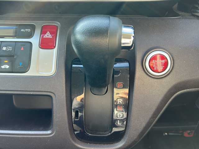 ホンダ Ｎ ＯＮＥ プレミアム Lパッケージ 香川県 2013(平25)年 7.8万km プレミアムホワイトパール 社外ナビ（ワンセグTV/CD/DVD/BT)/バックカメラ/KENWOODツィーター/前方ドライブレコーダー/社外ペダル/HIDヘッドライト/オートライト/ETC