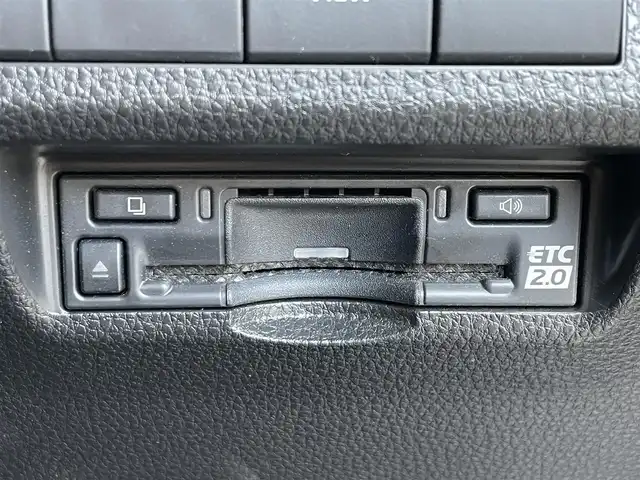 トヨタ ＲＡＶ４ アドベンチャー オフロードPKGⅡ 滋賀県 2023(令5)年 2.1万km アティチュードブラックマイカ 10.5型ディスプレイ/・Bluetooth/フルセグ/・USB/Car PLAY/全方位カメラ/革巻きステアリング/ステアリングリモコン/ステアリングヒーター/ETC2.0/レーダークルコン/運転席パワーシート/前席シートヒーター/前席シートベンチレーション/レザーシート/ダウンヒルアシストコントロール/オートリトラミラー/LEDオートライト/フォグライト/トヨタセーフティセンス/・プリクラッシュセーフティ/・レーントレーシングアシスト/・ロードサインアシスト/・ブラインドスポットモニター/・先行車発進告知/スマートキー