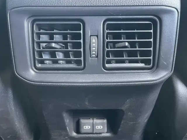 トヨタ ＲＡＶ４ アドベンチャー オフロードPKGⅡ 滋賀県 2023(令5)年 2.1万km アティチュードブラックマイカ 10.5型ディスプレイ/・Bluetooth/フルセグ/・USB/Car PLAY/全方位カメラ/革巻きステアリング/ステアリングリモコン/ステアリングヒーター/ETC2.0/レーダークルコン/運転席パワーシート/前席シートヒーター/前席シートベンチレーション/レザーシート/ダウンヒルアシストコントロール/オートリトラミラー/LEDオートライト/フォグライト/トヨタセーフティセンス/・プリクラッシュセーフティ/・レーントレーシングアシスト/・ロードサインアシスト/・ブラインドスポットモニター/・先行車発進告知/スマートキー