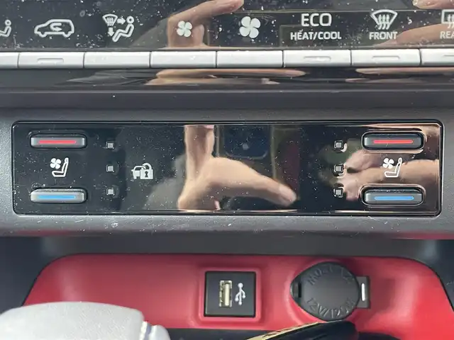 トヨタ ＲＡＶ４ アドベンチャー オフロードPKGⅡ 滋賀県 2023(令5)年 2.1万km アティチュードブラックマイカ 10.5型ディスプレイ/・Bluetooth/フルセグ/・USB/Car PLAY/全方位カメラ/革巻きステアリング/ステアリングリモコン/ステアリングヒーター/ETC2.0/レーダークルコン/運転席パワーシート/前席シートヒーター/前席シートベンチレーション/レザーシート/ダウンヒルアシストコントロール/オートリトラミラー/LEDオートライト/フォグライト/トヨタセーフティセンス/・プリクラッシュセーフティ/・レーントレーシングアシスト/・ロードサインアシスト/・ブラインドスポットモニター/・先行車発進告知/スマートキー