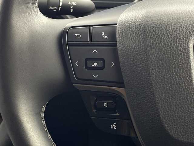 トヨタ クラウン Z 岐阜県 2024(令6)年 1.6万km プレシャスブラックパール パノラマルーフ/トヨタチームメイト/純正12.3インチディスプレイ/コネクトナビ/フルセグTV/Bluetooth/USB/Miracast/パノラミックビューモニター/トヨタセーフティセンス/プリクラッシュセーフティシステム/レーントレーシングアシスト/レーダークルーズコントロール/オートマチックハイビーム/クリアランスソナー/ブラインドスポットモニター/リアクロストラフィックアラート/パーキングアシスト/ビルトインETC2.0/ヘッドアップディスプレイ/リアサンシェード/デジタルインナーミラー/全席シートヒーター/全席ベンチレーション/レザーシート/ワイヤレス充電器/ステアリングリモコン/革巻きステアリング