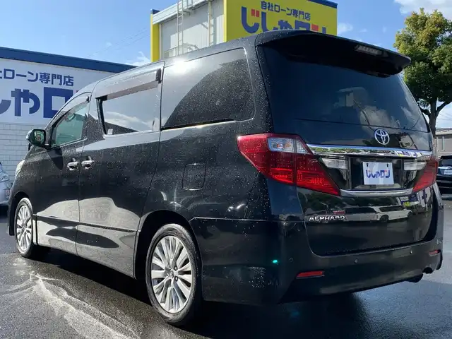 トヨタ アルファード 240S 福井県 2013(平25)年 13.6万km ブラック (株)IDOMが運営する【じしゃロン福井店】の自社ローン対象車両になります。こちらは現金ご利用時の価格です。/自社ローンご希望の方は別途その旨お申付け下さい。/純正ナビ（CD・DVD・BT接続可）/フルセグテレビ/バックカメラ/ビルトインETC/フリップダウンモニター/両側パワースライドドア/コーナーセンサー/HID