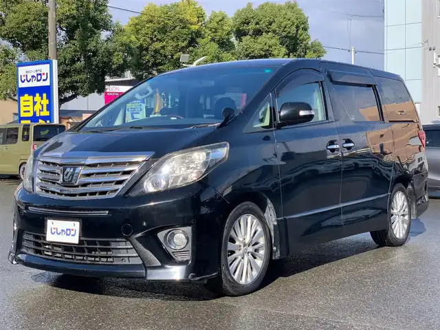 トヨタ アルファード 240S 福井県 2013(平25)年 13.6万km ブラック (株)IDOMが運営する【じしゃロン福井店】の自社ローン対象車両になります。こちらは現金ご利用時の価格です。/自社ローンご希望の方は別途その旨お申付け下さい。/純正ナビ（CD・DVD・BT接続可）/フルセグテレビ/バックカメラ/ビルトインETC/フリップダウンモニター/両側パワースライドドア/コーナーセンサー/HID