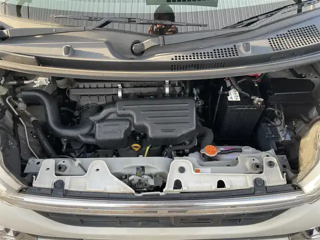 ダイハツ タント カスタム X トップED SAⅡ 滋賀県 2015(平27)年 14.7万km パールホワイトⅢ 社外メモリナビ/・AM/FM/・CD/DVD/・SD/USB/・Bluetooth/・フルセグTV/バックカメラ/ステアリングスイッチ/ETC/片側パワースライドドア/衝突軽減ブレーキ/車線逸脱警報/リアロールサンシェード/オートマチックヘッドライト/フォグランプ/シートリフター/ドアバイザー/フロアマット/スマートキー