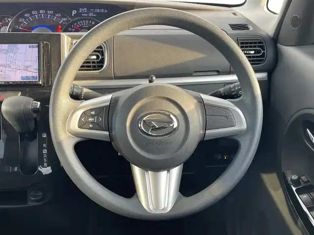 ダイハツ タント カスタム X トップED SAⅡ 滋賀県 2015(平27)年 14.7万km パールホワイトⅢ 社外メモリナビ/・AM/FM/・CD/DVD/・SD/USB/・Bluetooth/・フルセグTV/バックカメラ/ステアリングスイッチ/ETC/片側パワースライドドア/衝突軽減ブレーキ/車線逸脱警報/リアロールサンシェード/オートマチックヘッドライト/フォグランプ/シートリフター/ドアバイザー/フロアマット/スマートキー