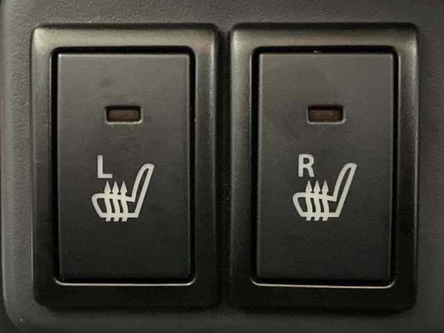 スズキ ハスラー G 福岡県 2019(令1)年 3.9万km クールカーキパールメタリック/ホワイト2トーンルーフ 純正メモリーナビゲーション/フルセグテレビ/バックカメラ/スマートキー/プッシュスタートエンジン/ベンチシート/シートヒーター/ドアバイザー/ステアリングスイッチ/ハロゲンライト/フロアマット