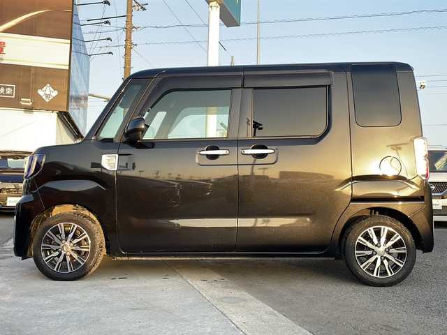 ダイハツ ウェイク G ターボ SA Ⅲ 徳島県 2021(令3)年 4.6万km ブラックマイカメタリック 純正8インチワイドナビ　NSZN-X66D-W1/(AM.FM.CD.DVD.BT.フルセグ)/前後ドラレコ/両側パワースライドドア/SAIII/・衝突回避支援ブレーキ機能（対車両・対歩行者）/・車線逸脱警報機能/・誤発進抑制制御機能（前方・後方/・先行車発進お知らせ機能/・オートハイビーム/LEDヘッドランプ/サイドエアバッグ/リアコーナーセンサー/ETC/TVキャンセラー