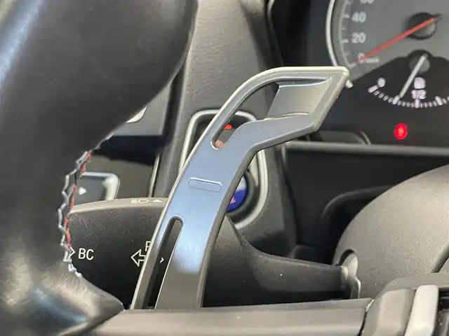 ＢＭＷ Ｍ２ 埼玉県 2017(平29)年 6.8万km サファイアブラックP サンルーフ　純正８．８インチナビ　バックカメラ　ＥＴＣ　ＨａｒｍａｎＫａｒｄｏｎ　黒レザー　クルーズコントロール　シートヒーター　メモリシート　純正アルミ　スマートキー　オートハイビーム　ＨＩＤ