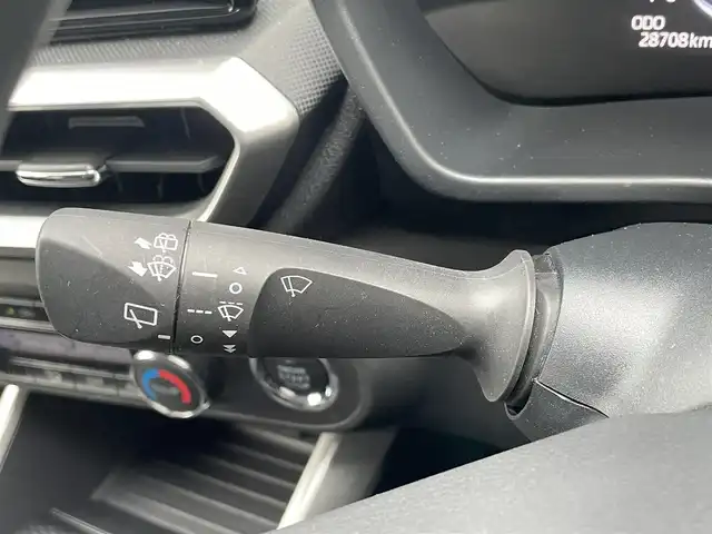 ダイハツ ロッキー G 千葉県 2019(令1)年 2.9万km シャイニングホワイトパール 純正9インチメモリナビ（NSZN-Y70D）/　（BT/DVD/CD/AM/FM)/フルセグ/バックカメラ/レーダークルーズコントロール/衝突軽減ブレーキ/レーンキープアシスト/クリアランスソナー/前席シートヒーター/ETC/USB