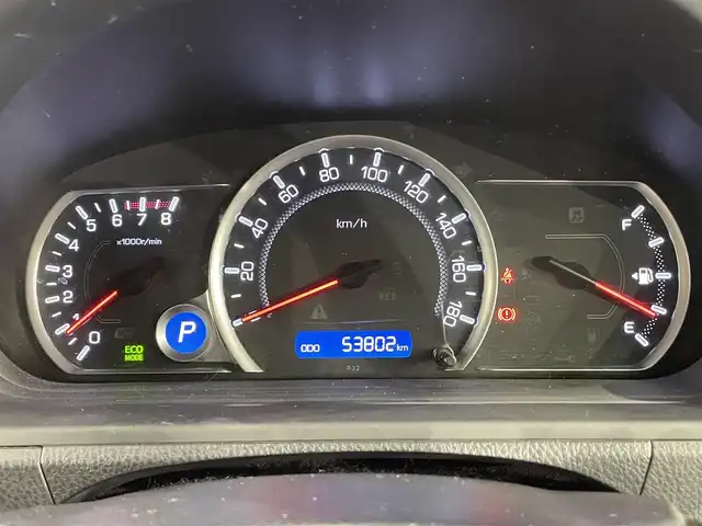 トヨタ ヴォクシー ZS 愛知県 2014(平26)年 5.4万km ホワイトパールクリスタルシャイン 純正９インチナビ/両側パワースライドドア/ドライブレコーダー/ビルトインＥＴＣ/バックカメラ/Ｂｌｕｅｔｏｏｔｈ/ＣＤ／ＤＶＤ/フルセグＴＶ/アイドリングストップ/純正１６インチアルミホイール/純正フロアマット/オートライト