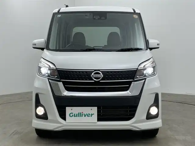 日産 デイズ ルークス HWS X Vセレクション 岡山県 2017(平29)年 7.1万km ホワイトパール 純正ナビ(MM317D-W)/【フルセグ/DVD/CD/AUX/Bluetooth/AM/FM】/エマージェンシーブレーキ/アラウンドビューモニター/踏み間違い防止/両側パワースライドドア/レーンキープアシスト/ＬＥＤヘッドライト/オートハイビーム/ＥＴＣ/ハーフレザー/純正フロアマット/純正アルミホイール/純正ドライブレコーダー(前方)/エンジンスタートボタン