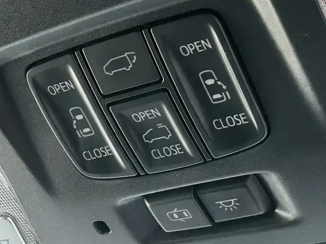トヨタ ヴェルファイア エグゼクティブ ラウンジ 三重県 2016(平28)年 11.1万km ブラック 登録時110968km/・１０．５型Ｔ－Ｃｏｎｎｅｃｔナビ/・ＦＭ／ＡＭ／Ｂｌｕｅｔｏｏｔｈ／フルセグＴＶ/・アラウンドビューモニター/・ビルトインＥＴＣ/・Ｄ＋Ｎ席シートヒーター/・ドライブレコーダー/・両側パワースライドドア/・禁煙車/・プリクラッシュ/・メモリーシート/・チップアップシート/・レーダークルーズコントロール・/・ハンドルヒーター/・パワーバックドア/・フリップダウンモニター/・サンルーフ