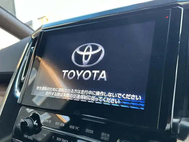 トヨタ ヴェルファイア エグゼクティブ ラウンジ 三重県 2016(平28)年 11.1万km ブラック 登録時110968km/・１０．５型Ｔ－Ｃｏｎｎｅｃｔナビ/・ＦＭ／ＡＭ／Ｂｌｕｅｔｏｏｔｈ／フルセグＴＶ/・アラウンドビューモニター/・ビルトインＥＴＣ/・Ｄ＋Ｎ席シートヒーター/・ドライブレコーダー/・両側パワースライドドア/・禁煙車/・プリクラッシュ/・メモリーシート/・チップアップシート/・レーダークルーズコントロール・/・ハンドルヒーター/・パワーバックドア/・フリップダウンモニター/・サンルーフ