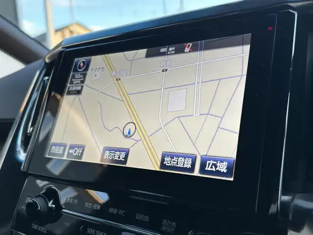 トヨタ ヴェルファイア エグゼクティブ ラウンジ 三重県 2016(平28)年 11.1万km ブラック 登録時110968km/・１０．５型Ｔ－Ｃｏｎｎｅｃｔナビ/・ＦＭ／ＡＭ／Ｂｌｕｅｔｏｏｔｈ／フルセグＴＶ/・アラウンドビューモニター/・ビルトインＥＴＣ/・Ｄ＋Ｎ席シートヒーター/・ドライブレコーダー/・両側パワースライドドア/・禁煙車/・プリクラッシュ/・メモリーシート/・チップアップシート/・レーダークルーズコントロール・/・ハンドルヒーター/・パワーバックドア/・フリップダウンモニター/・サンルーフ