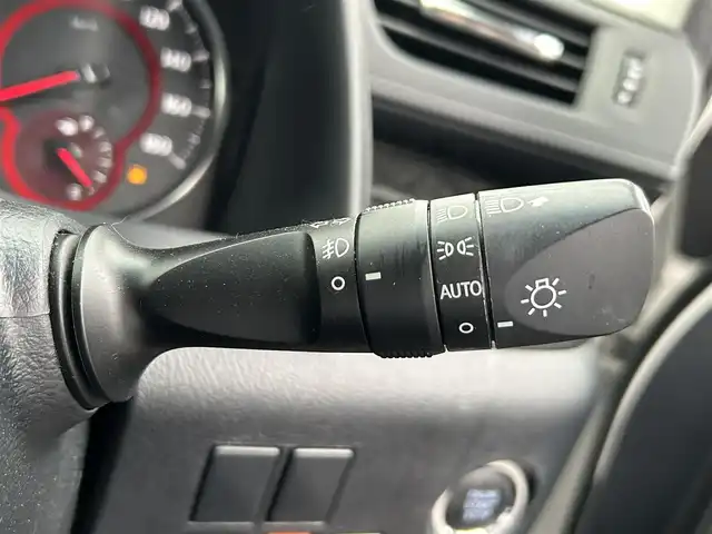 トヨタ アルファード S Cパッケージ 愛知県 2018(平30)年 5.9万km ホワイトパールクリスタルシャイン 〇純正9型ナビ/・Bluetooth/・フルセグTV/〇パワースライドドア（両側）/〇ツインムーンルーフ/〇TRDエアロ/〇電動リアゲート/〇バックカメラ/〇ビルトインETC2.0/〇ドライブレコーダー/〇後席用フリップダウンモニター/〇全車速追従機能付クルーズコントロール/〇レーンアシスト/〇衝突軽減装置/〇クリアランスソナー/〇LEDヘッドランプ/〇フォグランプ/〇オートライト/〇デュアルオートエアコン/〇革巻きステアリング/〇ステアリングスイッチ/〇前席/後席2列目パワーシート/〇前席シートヒーター/エアコン/〇社外19インチアルミホイール/〇スマートエントリー/〇禁煙車