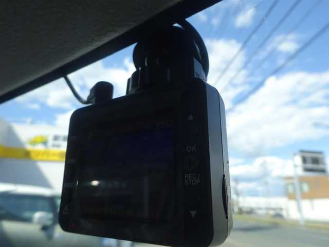 スズキ ＭＲワゴン X 愛知県 2014(平26)年 6.2万km カシスピンクパールメタリック (株)IDOMが運営する【じしゃロン名古屋鳴海店】の自社ローン専用車両になりますこちらは現金またはオートローンご利用時の価格です。自社ローンご希望の方は別途その旨お申付け下さい/プッシュスタート/スマートキー/純正オーディオ/バックカメラ/ポータブルナビ（Gorilla CN-G1200VD)/前後ドライブレコーダー/電動格納ミラー/アイドリングストップ/HIDヘッドライト/オートライト/オートエアコン/スペアキー/保証書、取扱説明書